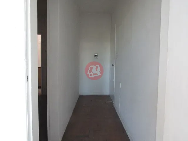 Apartamento 2 quartos e 2 banheiros, à venda, no bairro Vila Ipiranga em Porto Alegre