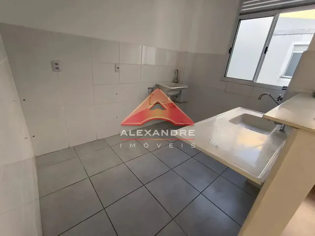 Apartamento com 10m² 2 quartos e 1 banheiro, à venda, no bairro Residencial Frei Galvão em São José Dos Campos