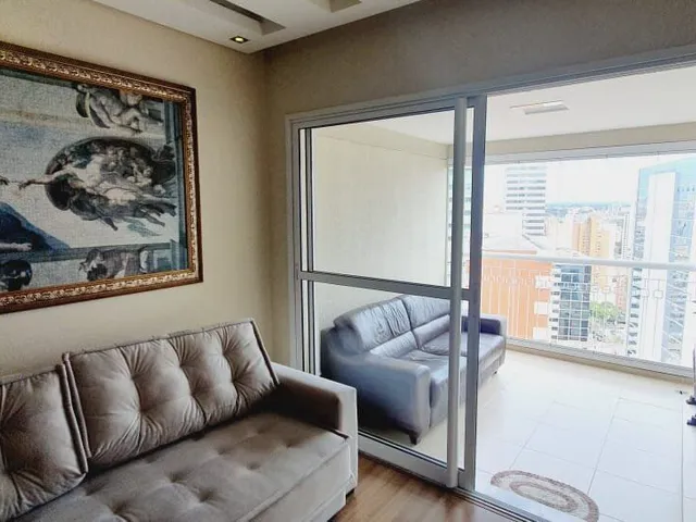 Apartamento 2 quartos e 3 banheiros, para alugar, no bairro Batel em Curitiba