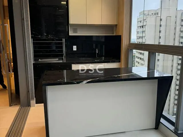 Apartamento 3 quartos e 4 banheiros, à venda, no bairro Água Verde em Curitiba