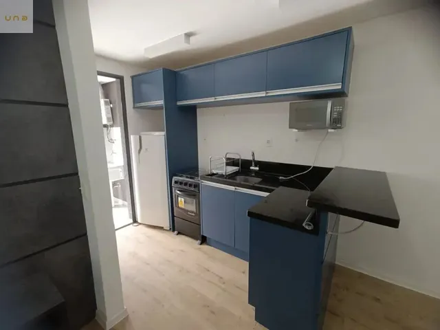 Apartamento 1 quarto e 1 banheiro, para alugar, no bairro São Francisco em Curitiba