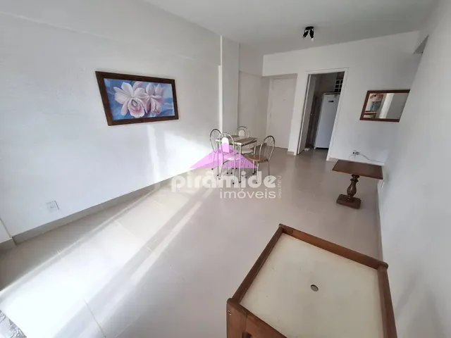 Apartamento com 78m² 1 quarto e 1 banheiro, para alugar, no bairro Centro em Caraguatatuba