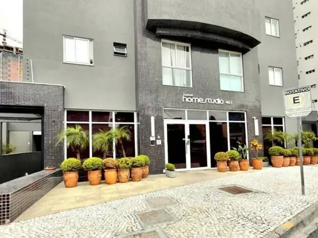 Apartamento 1 quarto e 1 banheiro, para alugar, no bairro Alto da Glória em Curitiba