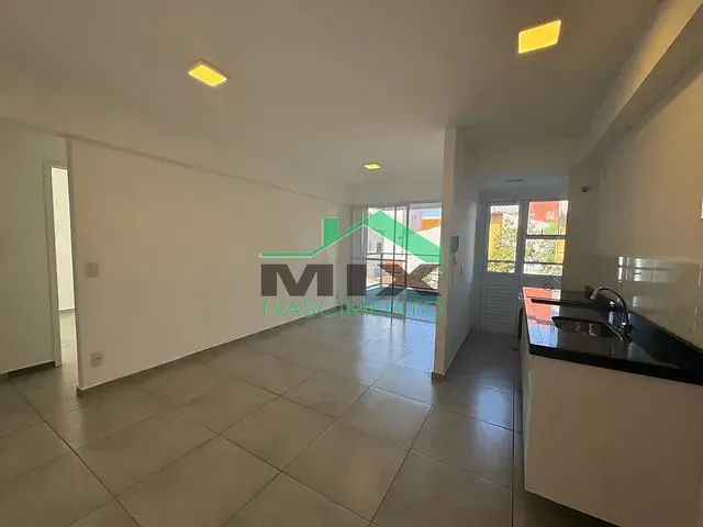 Apartamento com 53m² 2 quartos e 1 banheiro, para alugar, no bairro Vila São Pedro em Santo André