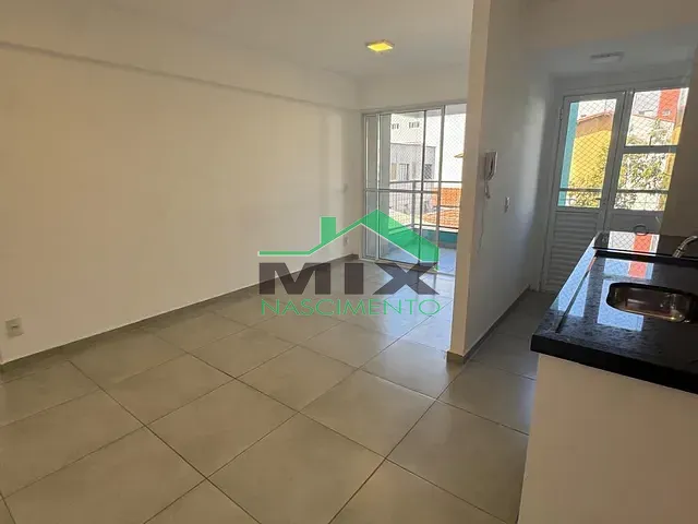 Apartamento com 53m² 2 quartos e 1 banheiro, para alugar, no bairro Vila São Pedro em Santo André