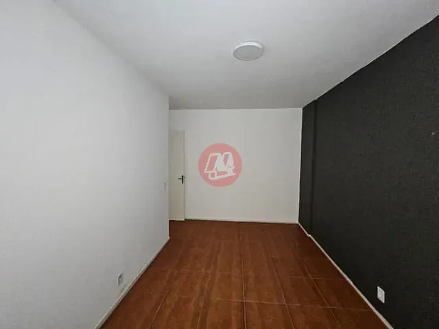 Apartamento 2 quartos e 1 banheiro, para alugar, no bairro Praia de Belas em Porto Alegre