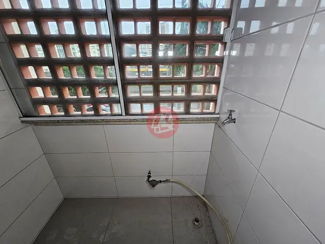 Apartamento 2 quartos e 1 banheiro, para alugar, no bairro Praia de Belas em Porto Alegre