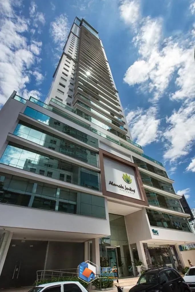 Apartamento, 4 quartos, 228 m² - Foto 1