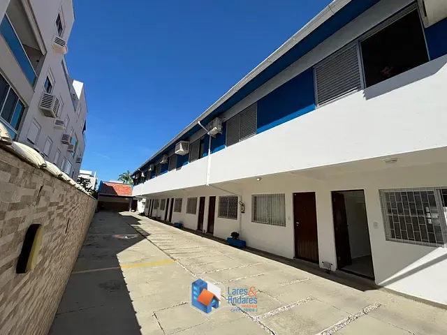 Apartamento com 660m² 2 quartos e 1 banheiro, à venda, no bairro Ingleses do Rio Vermelho em Florianópolis