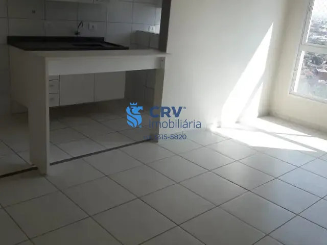 Apartamento com 98m² 3 quartos e 1 banheiro, à venda, no bairro Champagnat em Londrina