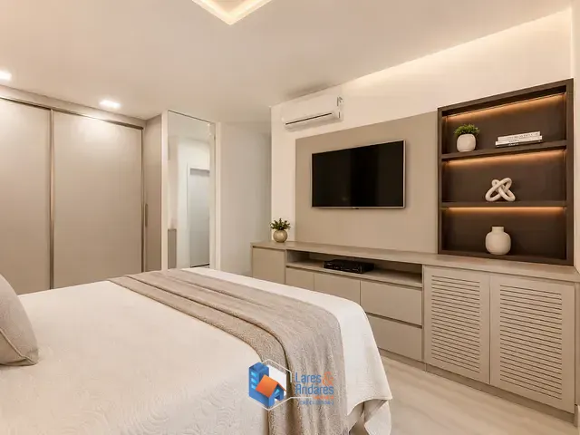 Apartamento com 168m² 3 quartos e 4 banheiros, à venda, no bairro Centro em Itapema