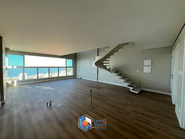 Apartamento com 32000m² 3 quartos e 4 banheiros, à venda, no bairro Praia Brava de Itajaí em Itajaí