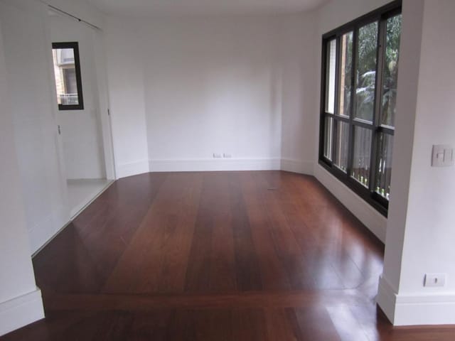 Apartamento à venda, no bairro Vila Nova Conceição em São Paulo