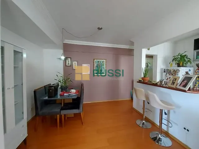 Apartamento 2 quartos e 1 banheiro, à venda, no bairro Jardim São Dimas em São José dos Campos