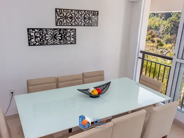 Apartamento com 32000m² 3 quartos e 3 banheiros, à venda, no bairro Jardim Belvedere em Campos Do Jordão