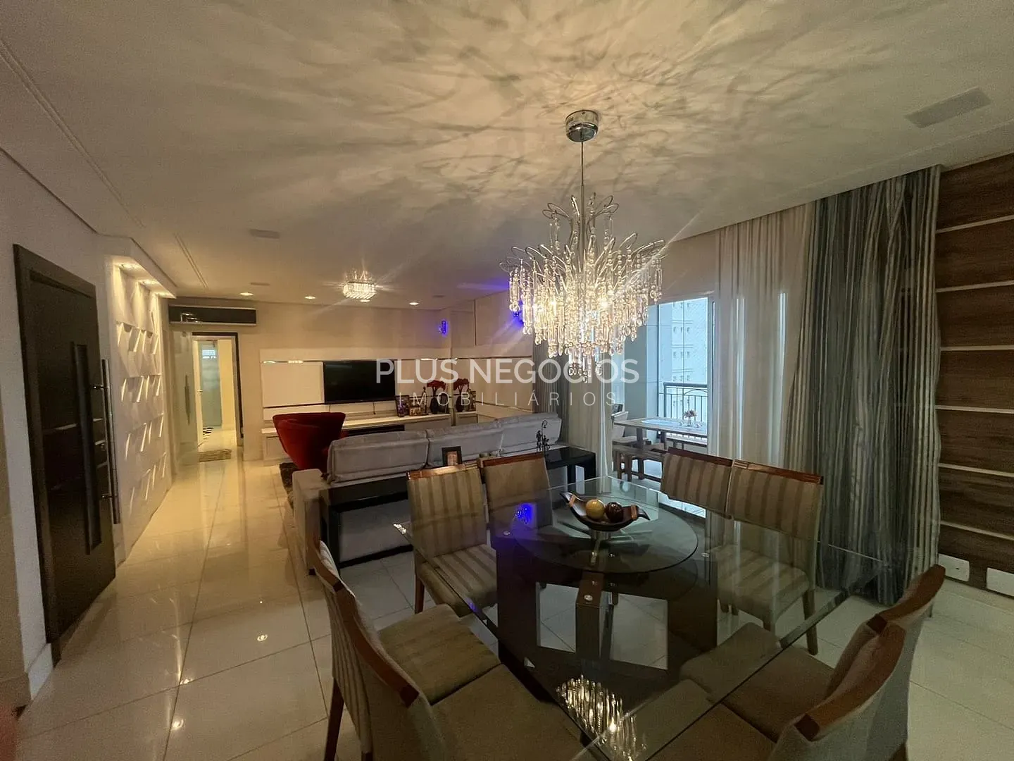 Apartamento, 3 quartos, 196 m² - Foto 9