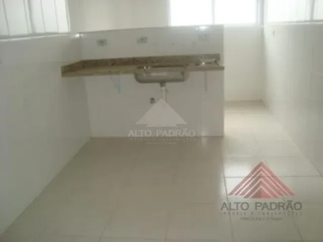 Apartamento 2 quartos e 1 banheiro, à venda, no bairro Vila Nossa Senhora das Vitórias em Mauá