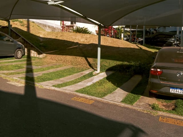 Apartamento 2 quartos e 1 banheiro, à venda, no bairro Jardim Gurilândia em Taubaté