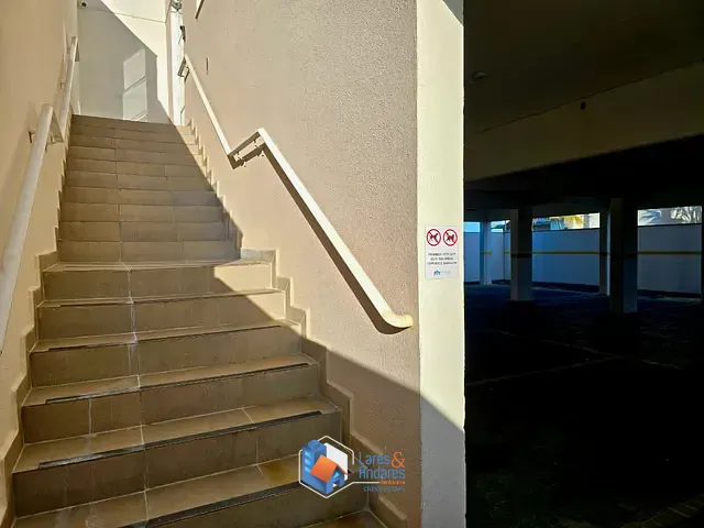 Apartamento com 71550m² 2 quartos e 2 banheiros, à venda, no bairro Meia Praia em Navegantes