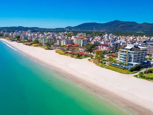 Foto do Apartamento - Apartamento para venda em Canasvieiras com 2 quartos, sendo 2 suítes, 69m² | Lares e Andares Imóveis