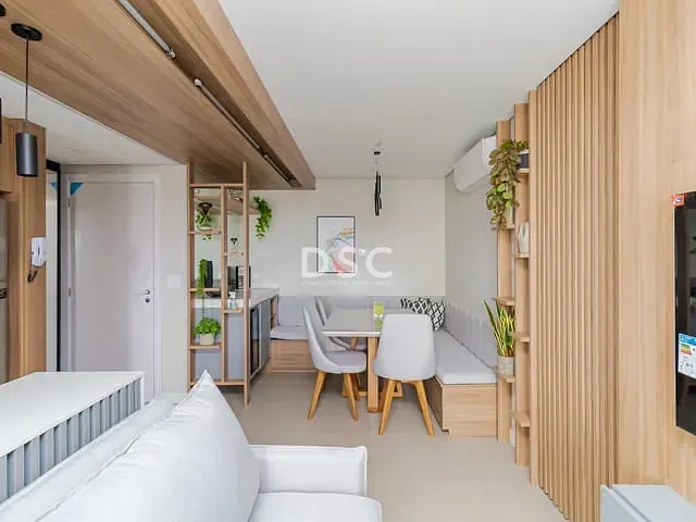 Apartamento 3 quartos e 1 banheiro, à venda, no bairro Novo Mundo em Curitiba