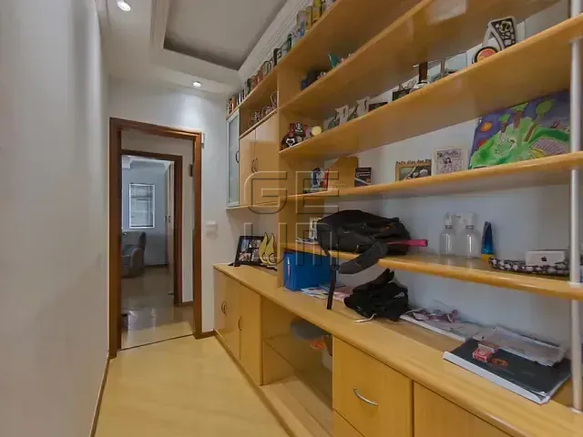 Apartamento 3 quartos e 5 banheiros, à venda, no bairro Centro em Londrina