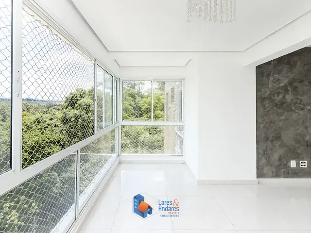 Apartamento com 182m² 3 quartos e 3 banheiros, à venda, no bairro Chácara Pavoeiro em Cotia