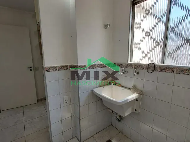 Apartamento com 64m² 2 quartos e 1 banheiro, para alugar, no bairro Jardim Santa Emília em São Paulo