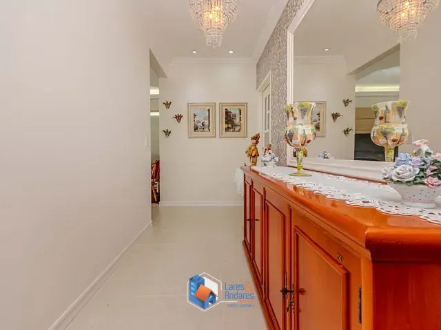 Apartamento com 185m² 4 quartos e 3 banheiros, à venda, no bairro Meia Praia em Itapema