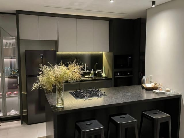 Apartamento 2 quartos e 2 banheiros, à venda, no bairro Gleba Palhano em Londrina