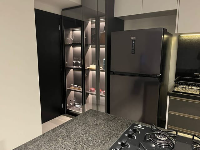 Apartamento 2 quartos e 2 banheiros, à venda, no bairro Gleba Palhano em Londrina