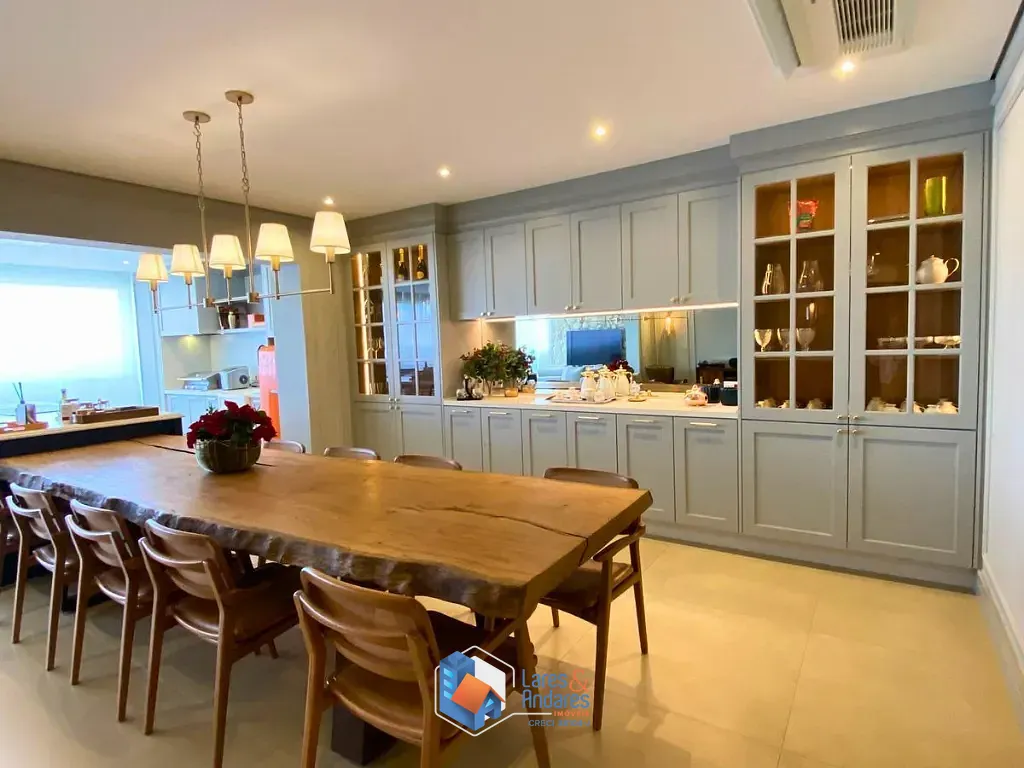 Apartamento, 4 quartos, 237 m² - Foto 1