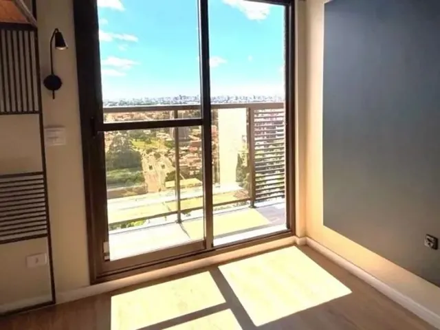 Apartamento 1 quarto e 1 banheiro, para alugar, no bairro Mossunguê em Curitiba