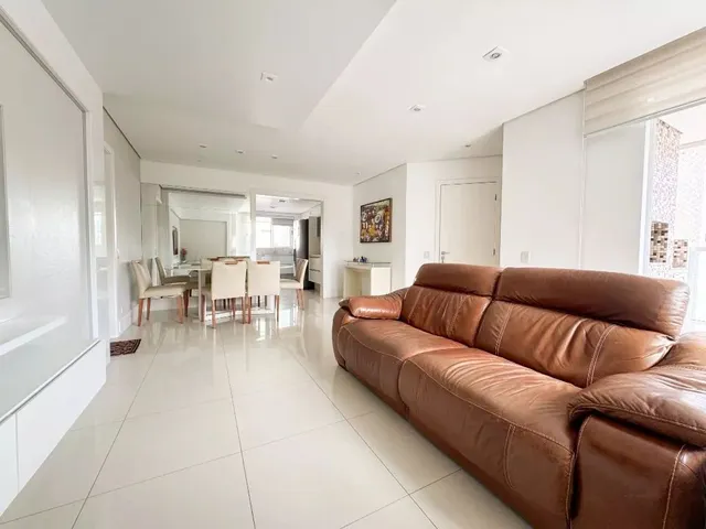 Apartamento 2 quartos e 2 banheiros, à venda, no bairro Bigorrilho em Curitiba