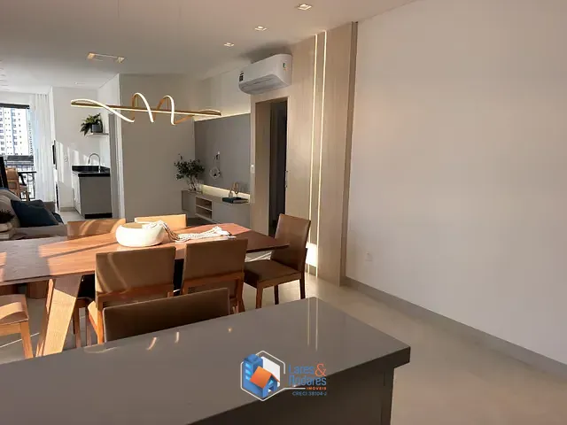 Apartamento com 115m² 3 quartos e 3 banheiros, à venda, no bairro Meia Praia em Itapema