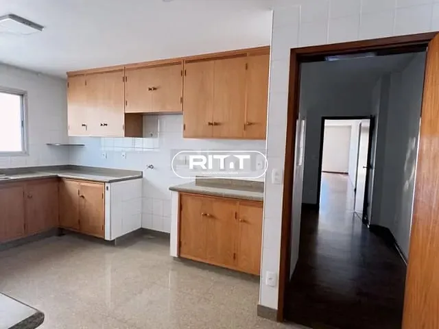 Apartamento com 278m² 4 quartos e 4 banheiros, à venda, no bairro Cambuí em Campinas