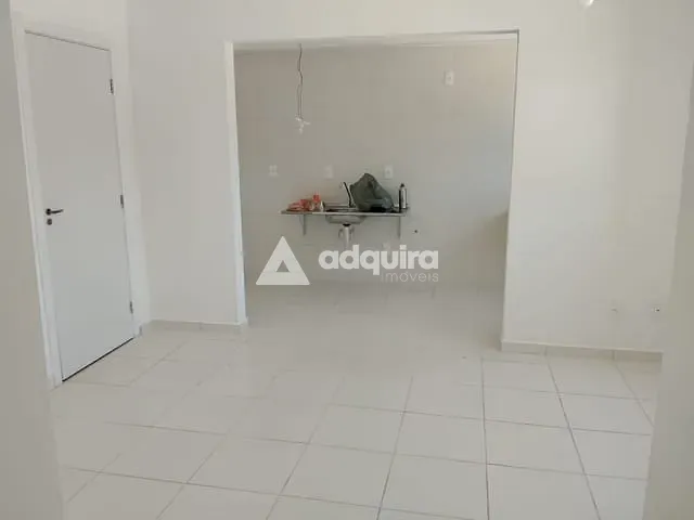 Apartamento com 58m² 2 quartos e 1 banheiro, à venda, no bairro Uvaranas em Ponta Grossa