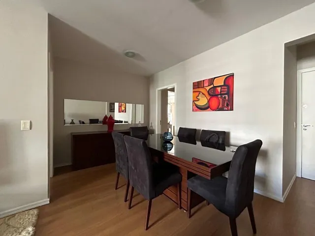 Apartamento 3 quartos e 2 banheiros, para alugar, no bairro Bigorrilho em Curitiba