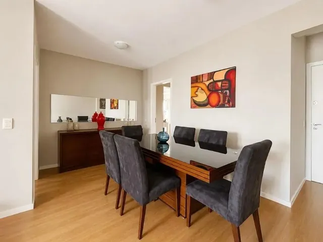 Apartamento 3 quartos e 2 banheiros, para alugar, no bairro Bigorrilho em Curitiba