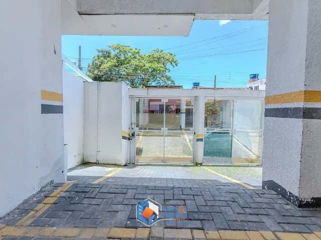 Apartamento com 70m² 2 quartos e 3 banheiros, à venda, no bairro Centro em Camboriú