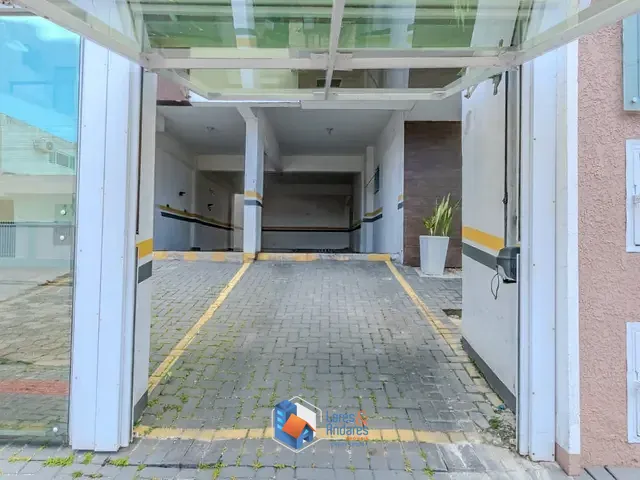 Apartamento com 70m² 2 quartos e 3 banheiros, à venda, no bairro Centro em Camboriú
