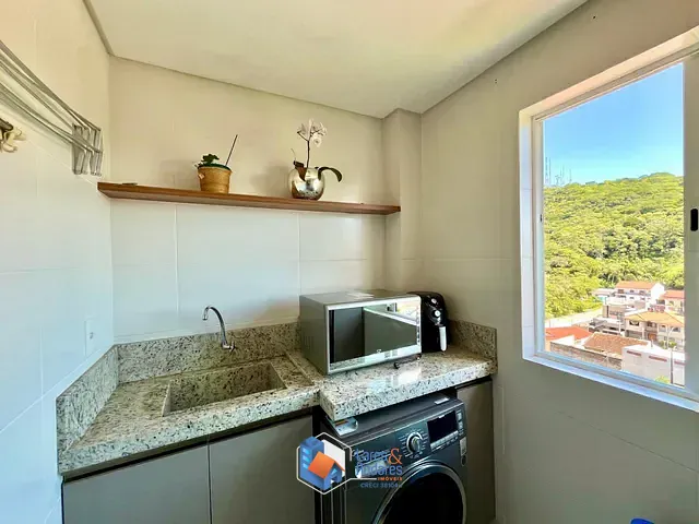 Apartamento com 4000m² 2 quartos e 2 banheiros, à venda, no bairro Fazenda em Itajaí