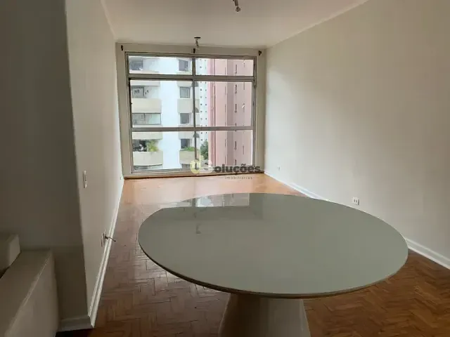 Apartamento 3 quartos e 2 banheiros, à venda, no bairro Cerqueira César em São Paulo