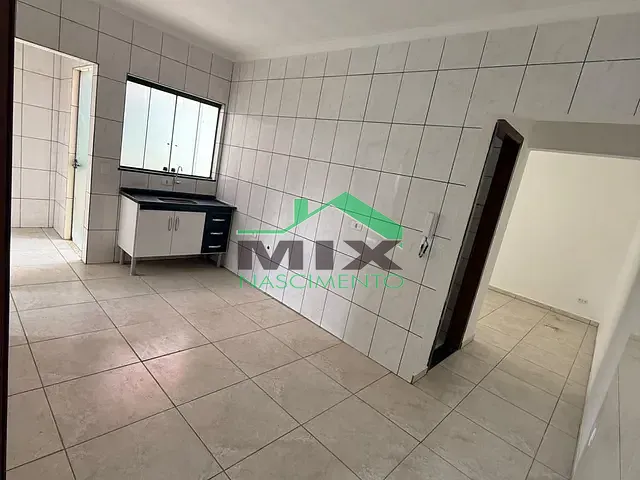 Apartamento com 55m² 2 quartos e 1 banheiro, para alugar, no bairro Taboão em Diadema
