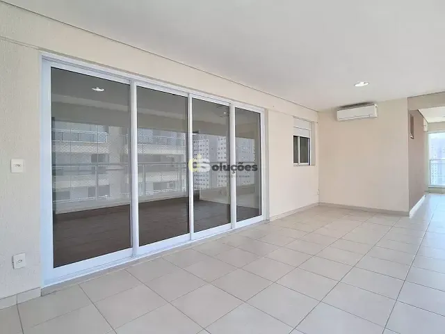 Apartamento 4 quartos e 5 banheiros, à venda ou para alugar, no bairro Barra Funda em São Paulo