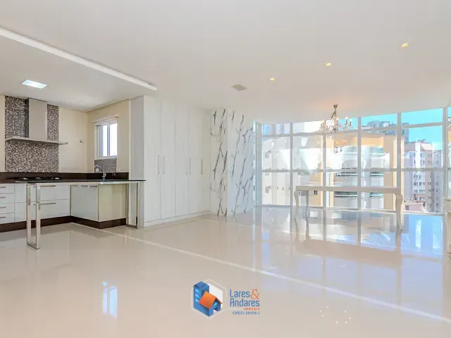 Apartamento com 117975m² 3 quartos e 4 banheiros, à venda, no bairro Centro em Balneário Camboriú