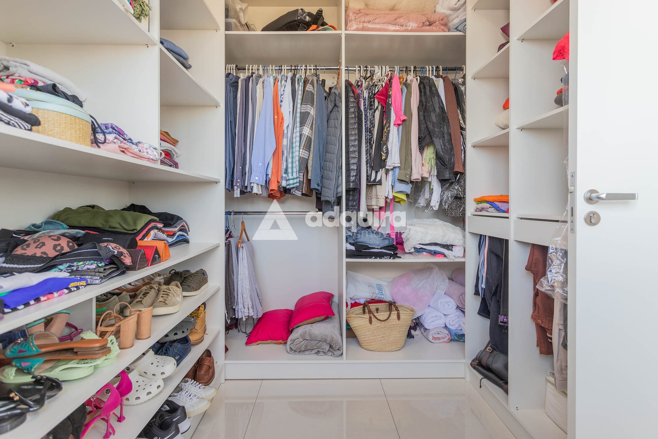 Apartamento à venda com 3 quartos, 131m² - Foto 17