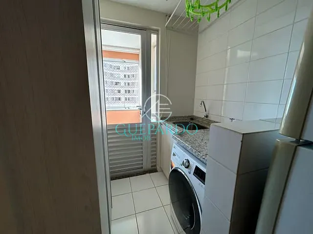 Apartamento com 105m² 3 quartos e 2 banheiros, para alugar, no bairro Gleba Fazenda Palhano em Londrina