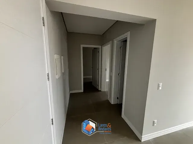 Apartamento com 68m² 2 quartos e 3 banheiros, à venda, no bairro Ingleses do Rio Vermelho em Florianópolis