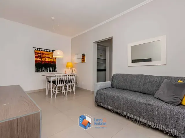 Apartamento com 82m² 2 quartos e 1 banheiro, à venda, no bairro Centro em Balneário Camboriú